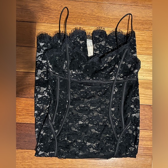 Mandalay Beaded Sequined Midi Mesh Cocktail
Dress Black Sz 4 - Picture 2 of 6